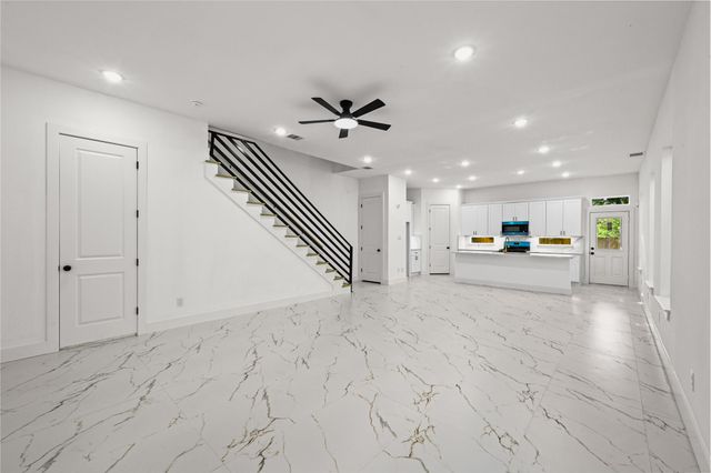 7715 Bowen Street, Houston, TX 77051