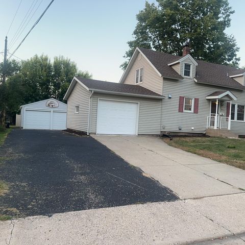 24 W 3rd Street, Waconia, MN 55387
