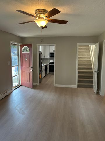 24 W 3rd Street, Waconia, MN 55387