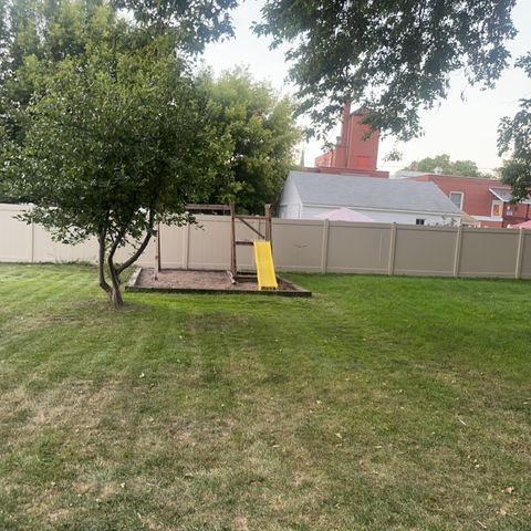 24 W 3rd Street, Waconia, MN 55387