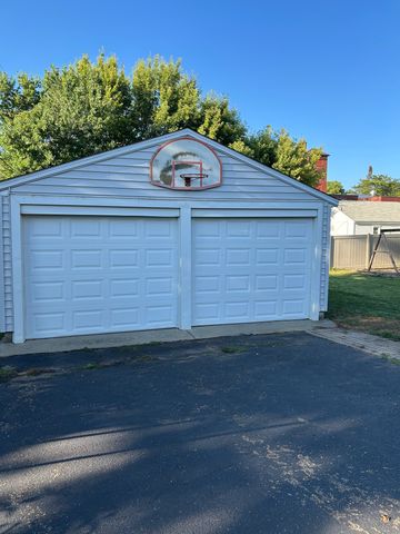 24 W 3rd Street, Waconia, MN 55387