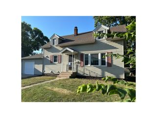 24 W 3rd Street, Waconia, MN 55387