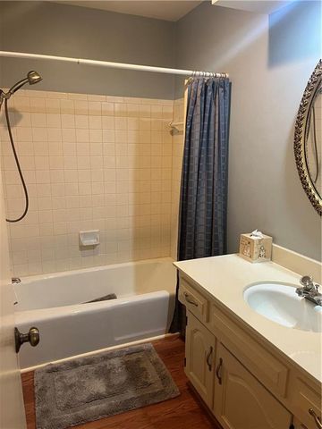 4309 W 112th Terrace, Leawood, KS 66211