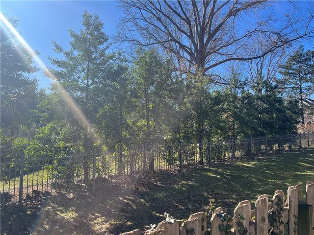 4309 W 112th Terrace, Leawood, KS 66211