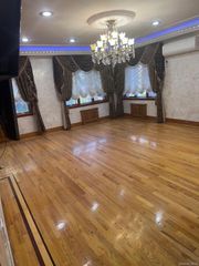 138-54 Hoover Avenue 3R, Briarwood, NY 11425