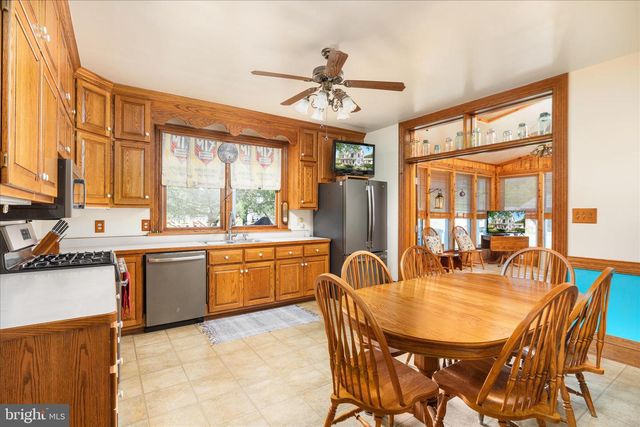 4263 ST DAVIDS CHURCH, Fort Valley, VA 22652