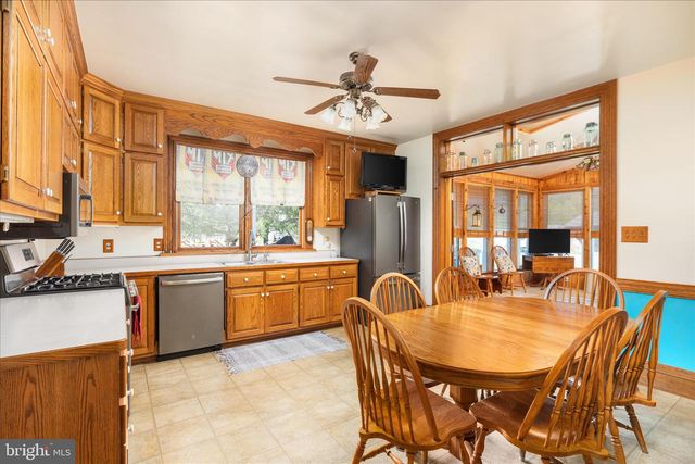 4263 ST DAVIDS CHURCH, Fort Valley, VA 22652