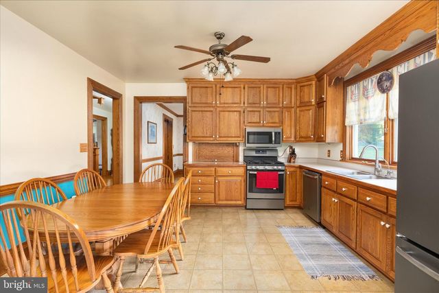 4263 ST DAVIDS CHURCH, Fort Valley, VA 22652