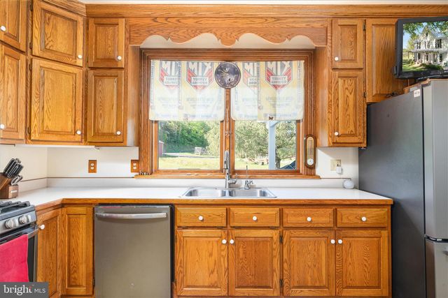 4263 ST DAVIDS CHURCH, Fort Valley, VA 22652
