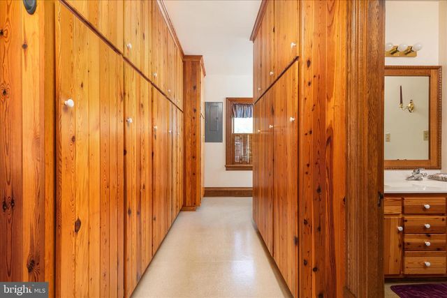 4263 ST DAVIDS CHURCH, Fort Valley, VA 22652