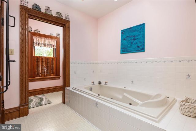 4263 ST DAVIDS CHURCH, Fort Valley, VA 22652