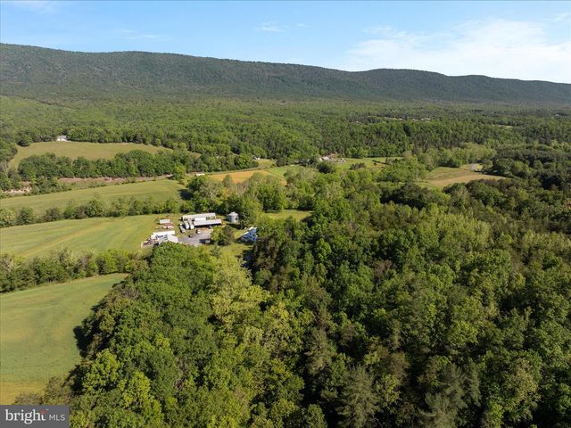 4263 ST DAVIDS CHURCH, Fort Valley, VA 22652