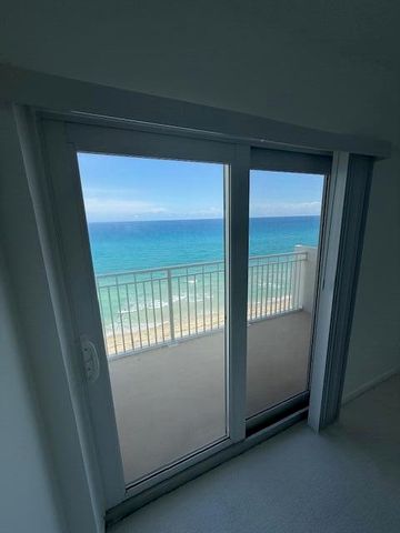 3215 S Ocean Boulevard 911, Highland Beach, FL 33487