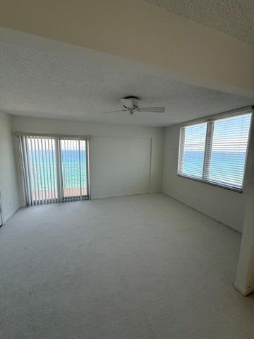 3215 S Ocean Boulevard 911, Highland Beach, FL 33487