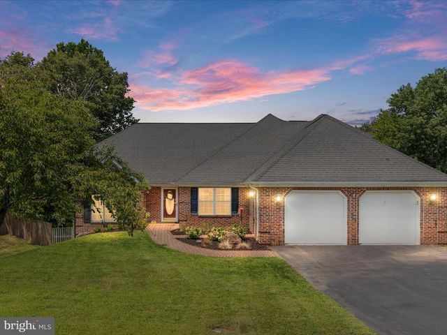 109 SENSENY GLEN DR, Winchester, VA 22602