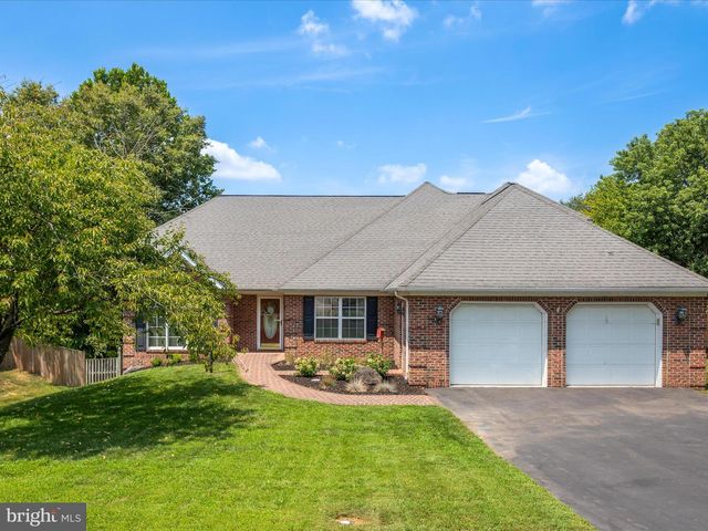 109 SENSENY GLEN DR, Winchester, VA 22602