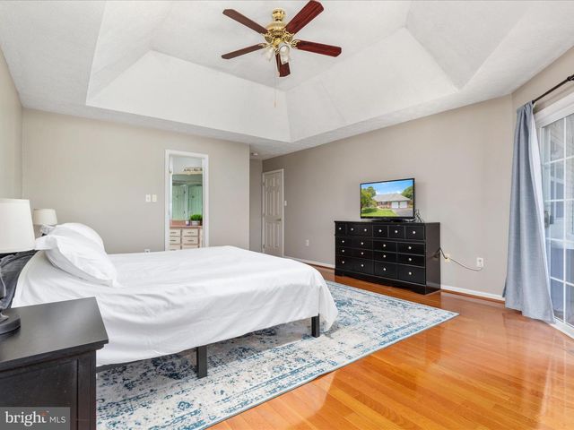 109 SENSENY GLEN DR, Winchester, VA 22602
