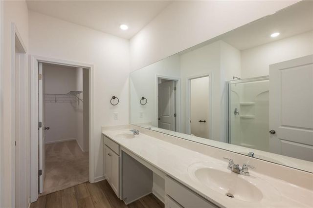 895 Gelderland Drive, Hampton, GA 30228