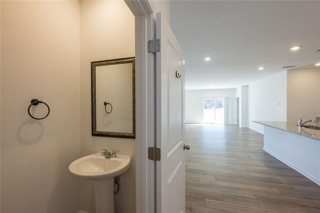 895 Gelderland Drive, Hampton, GA 30228