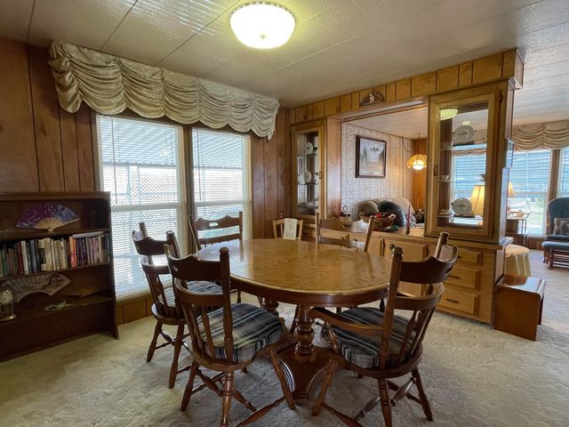 301 Freeman Road UNIT 91, Central Point, OR 97502