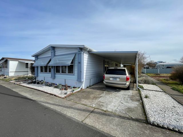 301 Freeman Road UNIT 91, Central Point, OR 97502