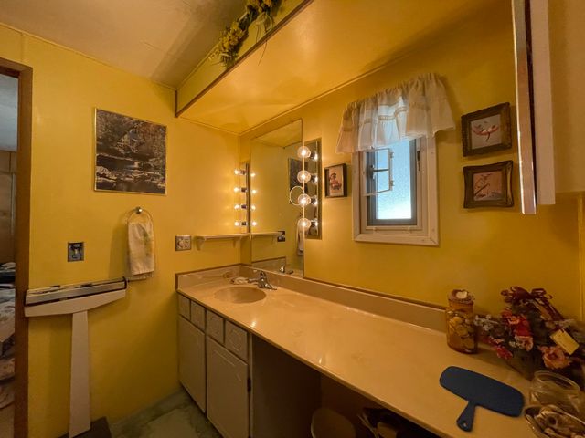 301 Freeman Road UNIT 91, Central Point, OR 97502