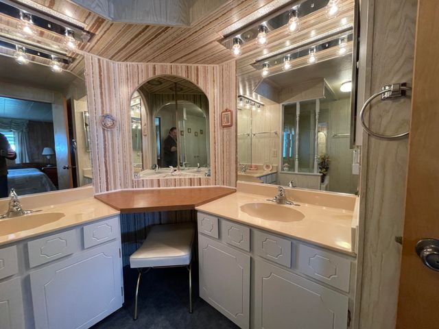 301 Freeman Road UNIT 91, Central Point, OR 97502