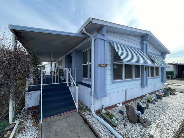 301 Freeman Road UNIT 91, Central Point, OR 97502