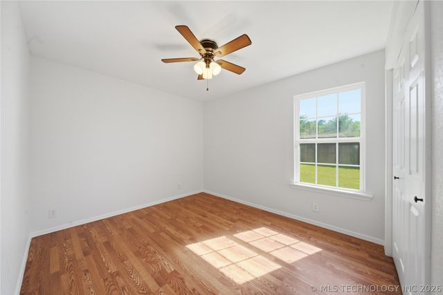 302 W 37th Place, Sand Springs, OK 74063