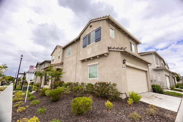3065 Pruett Dr, Roseville, CA 95747
