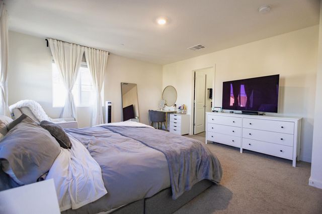 3065 Pruett Dr, Roseville, CA 95747