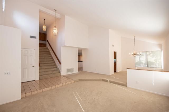 2432 Live Oak Road, Escondido, CA 92029