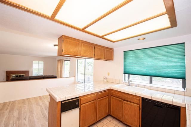 2432 Live Oak Road, Escondido, CA 92029