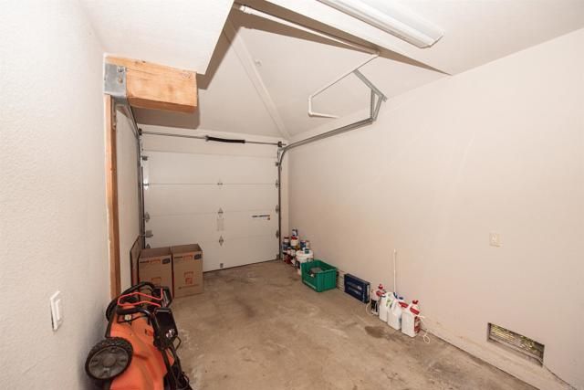 2432 Live Oak Road, Escondido, CA 92029