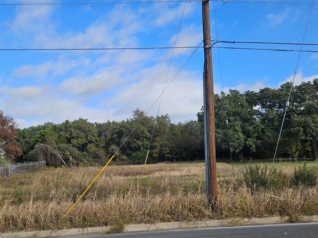 7609 John T White Road, Fort Worth, TX 76120