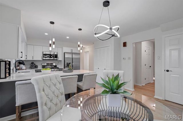 618 Shady Meadows Drive, Ballwin, MO 63011