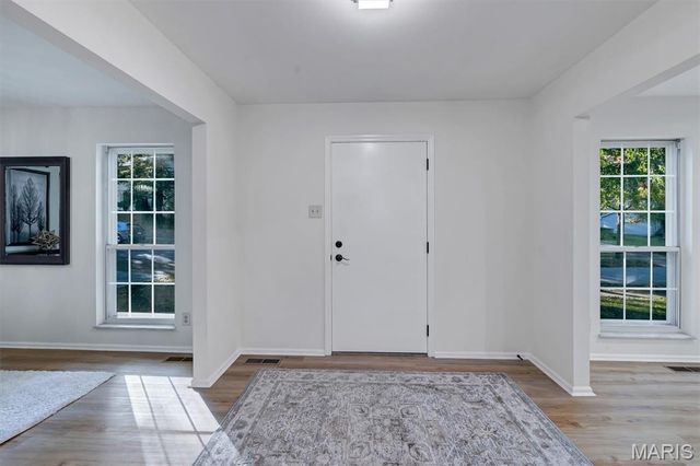 618 Shady Meadows Drive, Ballwin, MO 63011