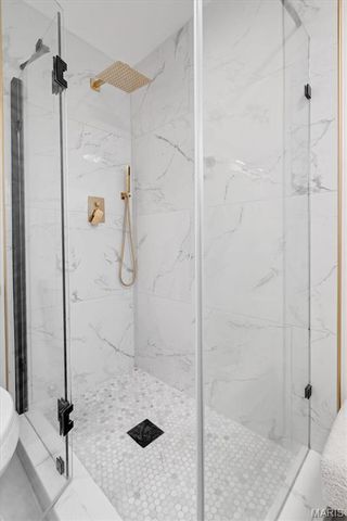 618 Shady Meadows Drive, Ballwin, MO 63011