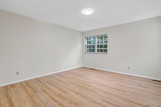 618 Shady Meadows Drive, Ballwin, MO 63011