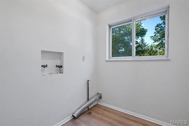 618 Shady Meadows Drive, Ballwin, MO 63011