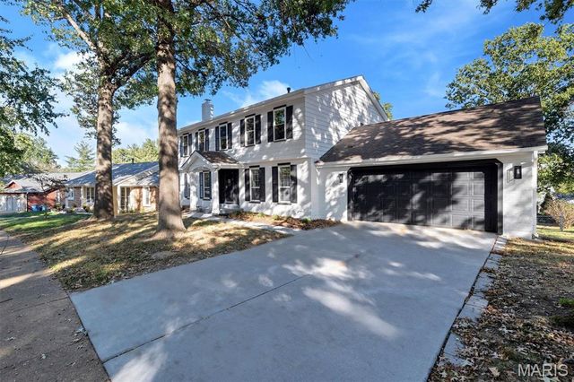 618 Shady Meadows Drive, Ballwin, MO 63011