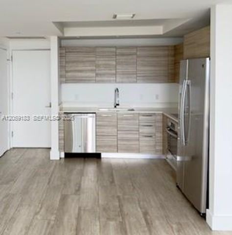 121 NE 34th St 1211, Miami, FL 33137