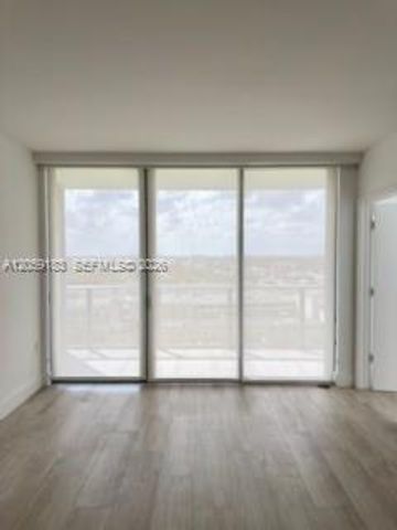 121 NE 34th St 1211, Miami, FL 33137