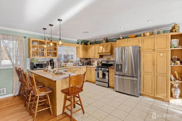 34 Brookside Avenue, Old Bridge, NJ 08857