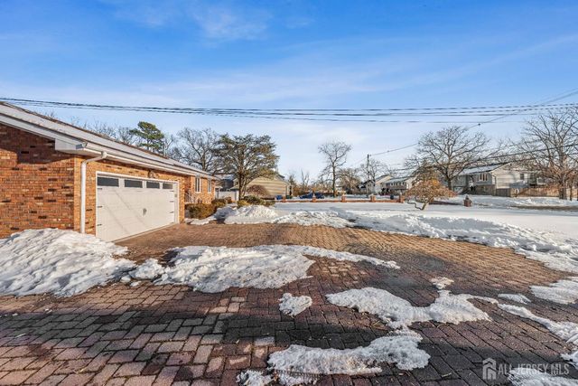 34 Brookside Avenue, Old Bridge, NJ 08857