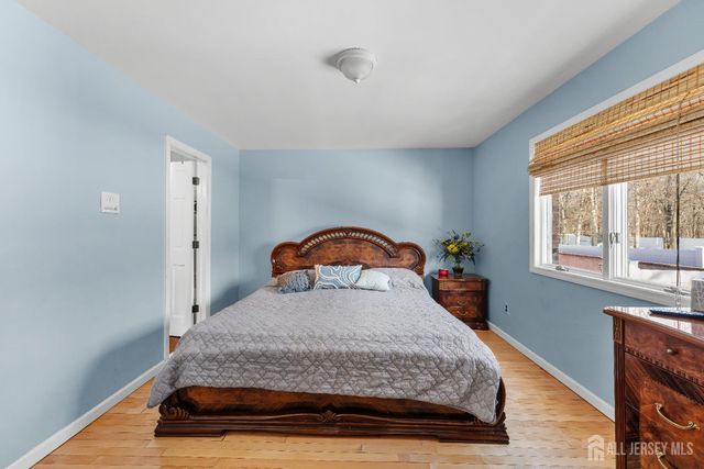 34 Brookside Avenue, Old Bridge, NJ 08857