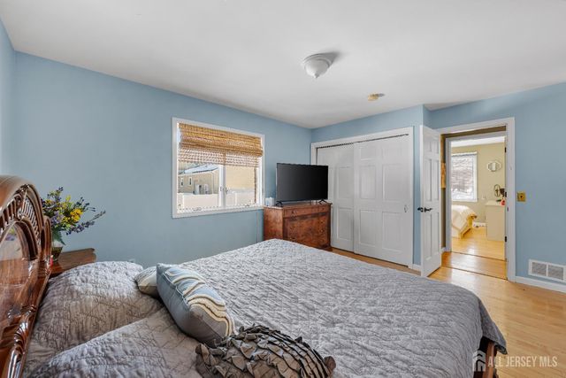 34 Brookside Avenue, Old Bridge, NJ 08857