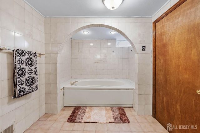 34 Brookside Avenue, Old Bridge, NJ 08857