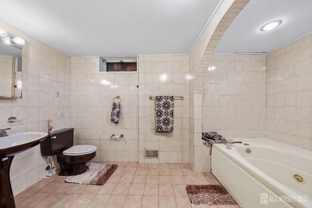 34 Brookside Avenue, Old Bridge, NJ 08857