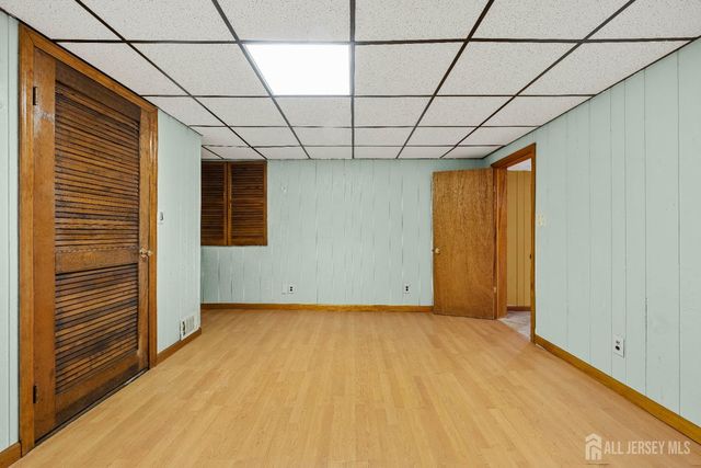 34 Brookside Avenue, Old Bridge, NJ 08857